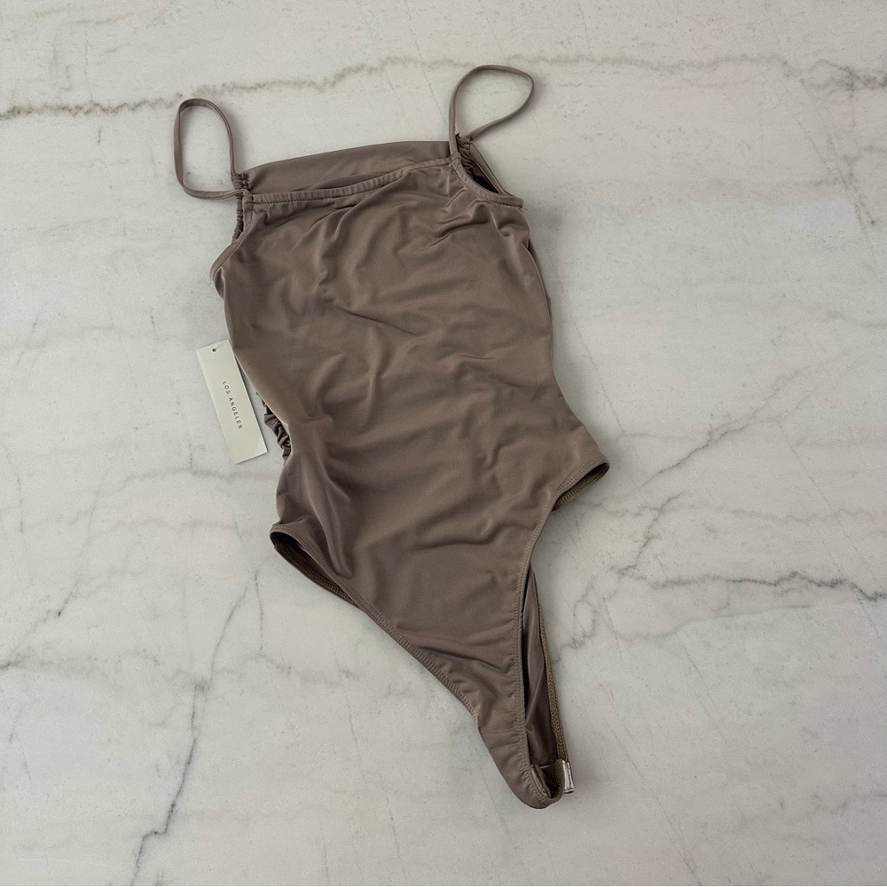 F21 BODYSUIT ✨ Bundle 2 bodysuit white tan ruching thin strap sexy nwt tank s - Picture 2 of 6